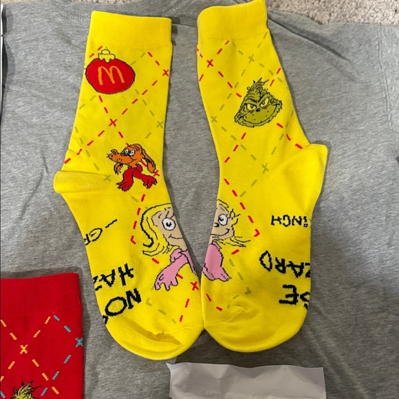 McDonald's The Grinch Meal Socks - Red and Yellow - Picture 4 of 8